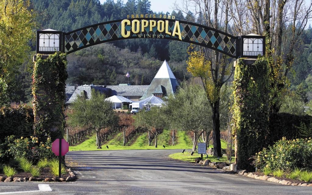 Pool Cabana S At The Francis Ford Coppola Winery In Geyserville Ca Reservations Needed Wine Country California Sonoma Wine Country Pool