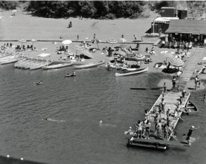 A 1948 photo shows the dock and beach at Rio Nido Beach. (Courtesy Sonoma County Library)