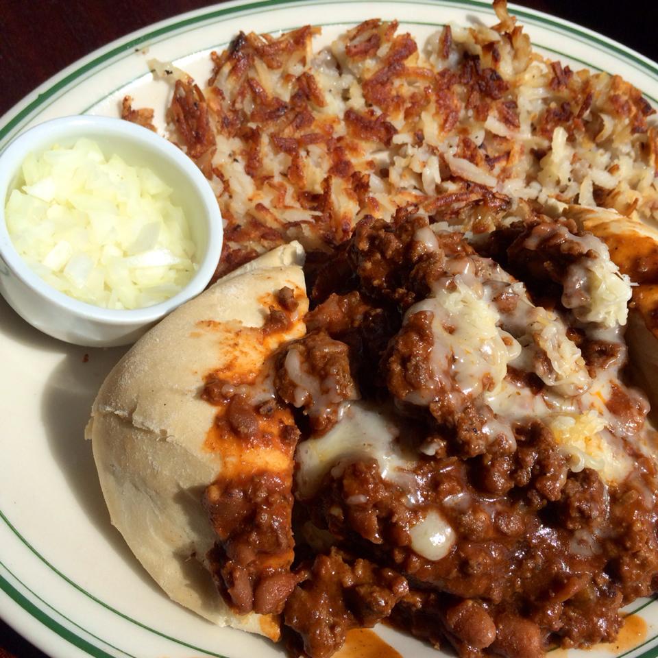 Shhhh! 'El Ricardo's Special' open-faced chili cheeseburger w/hashbrowns & chopped white unions, off the secret menu. (photo by Ricardo's Bar & Grill)