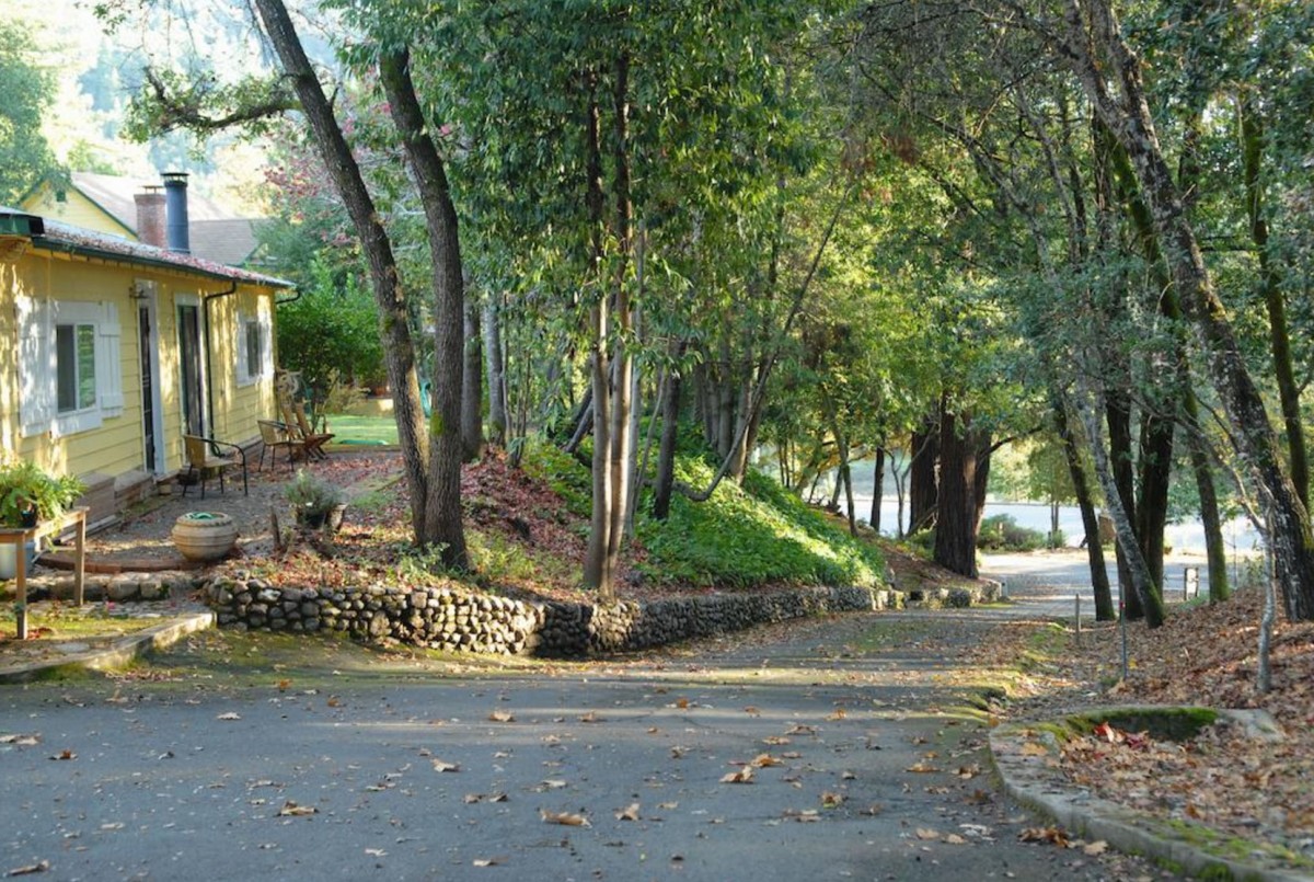 Sonoma Orchid Inn.