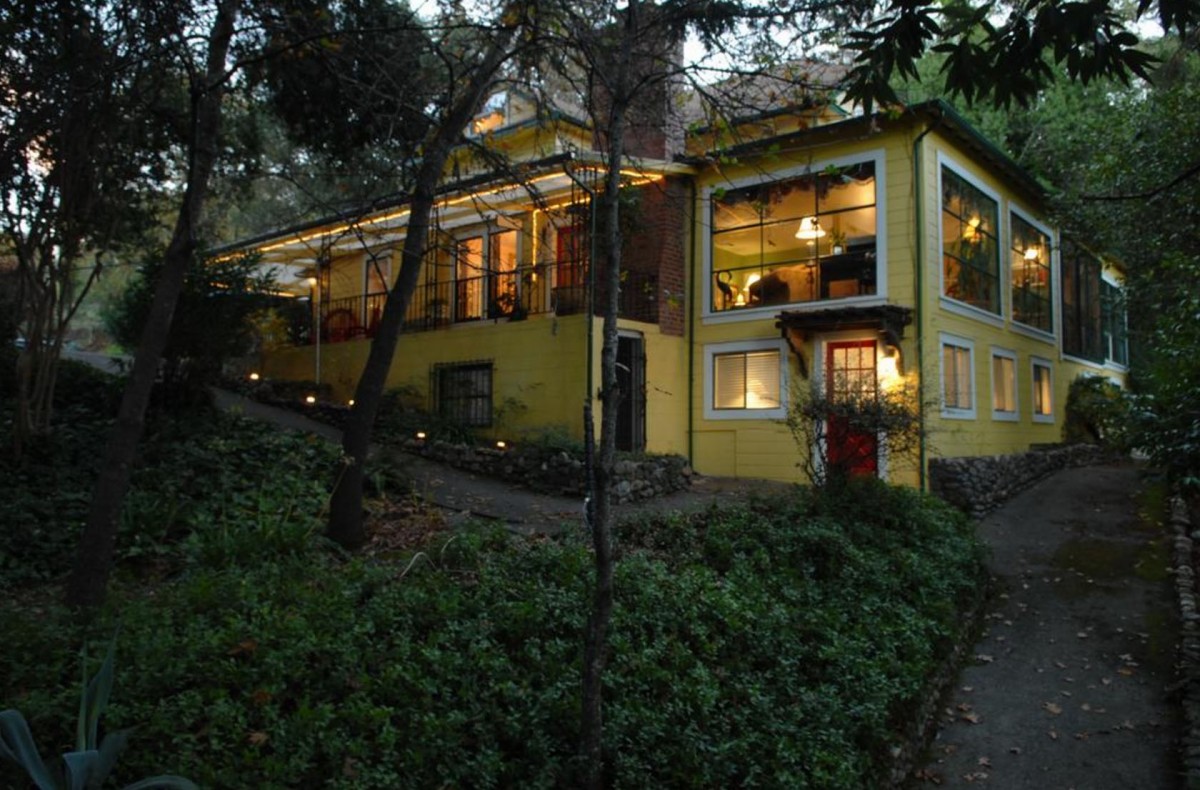 Sonoma Orchid Inn.