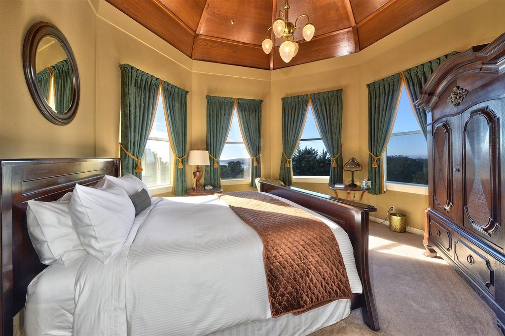 captains suite