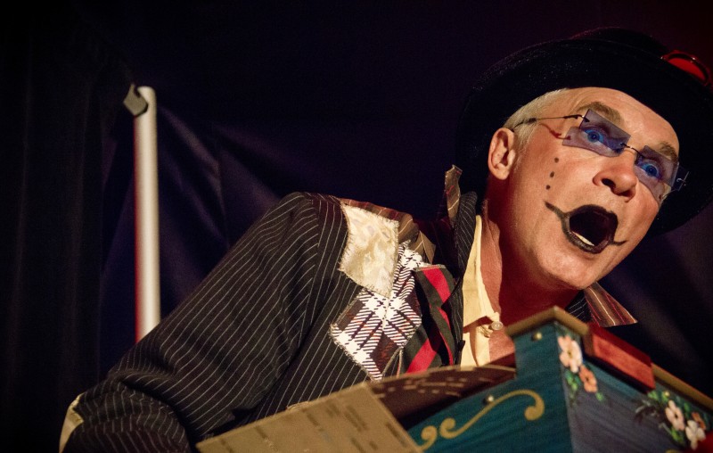 Michel Michelis as "The Bohemian." Photo by Ingrid Serban)