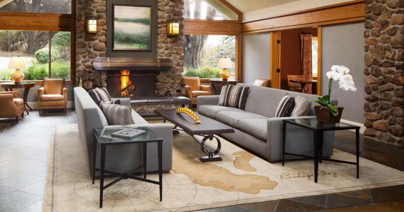 lobby at Bodega Bay Lodge