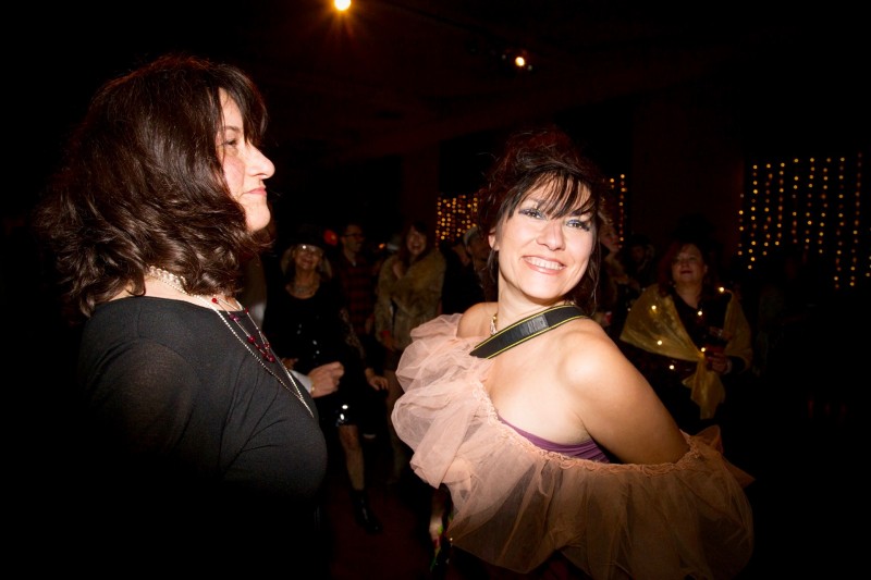 Crowd dancing at the inaugural Rivertown Ball, December 31. (Estefany Gonzalez)