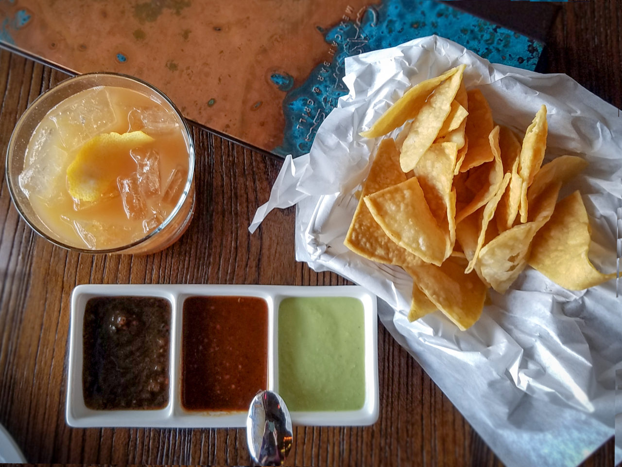 Tamarind cocktail, chips and salsa trio at Cascabel Mexican restaurant and grill in Santa Rosa. Heather Irwin/PD