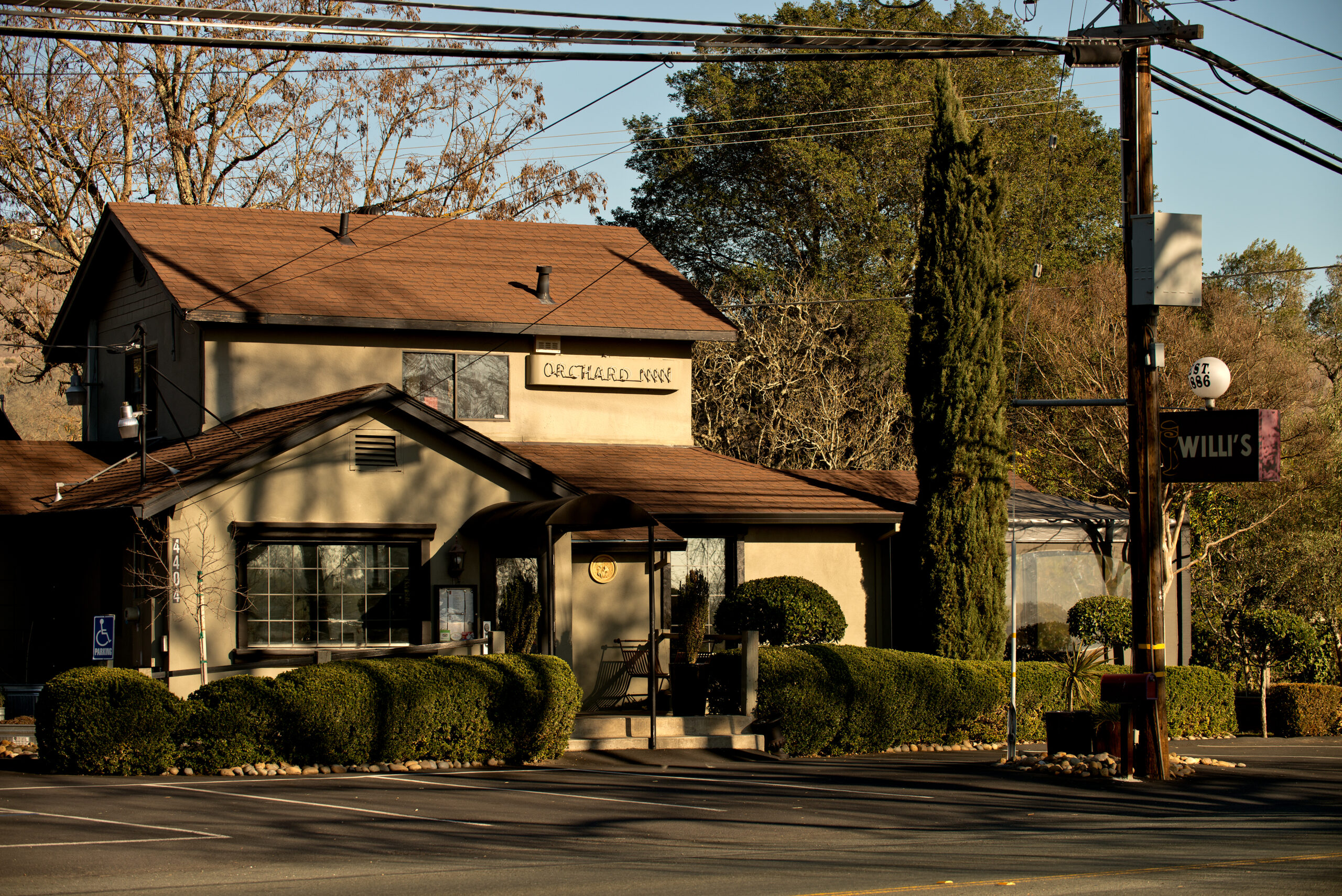 Willi’s Wine Bar: The original Stark’s restaurant that burned to the ground in the fires. Will be rebuilt, opening in late 2018.