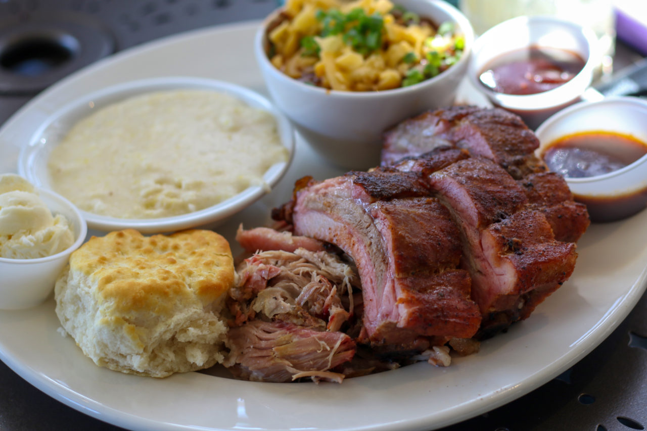 Mixed BBQ plate at Sweet T’s in Windsor. Heather Irwin/PD