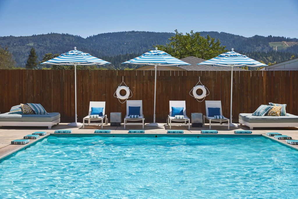 Pool at the Calistoga Motor Lodge