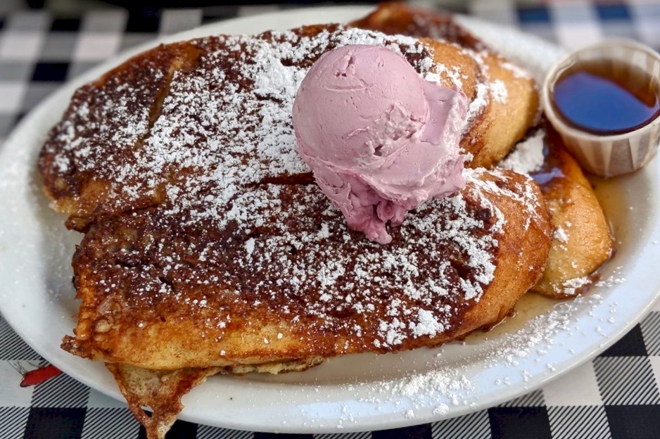 French toast with marionberry jam from Sax's Joint in Petaluma. (Sean S./Yelp)
