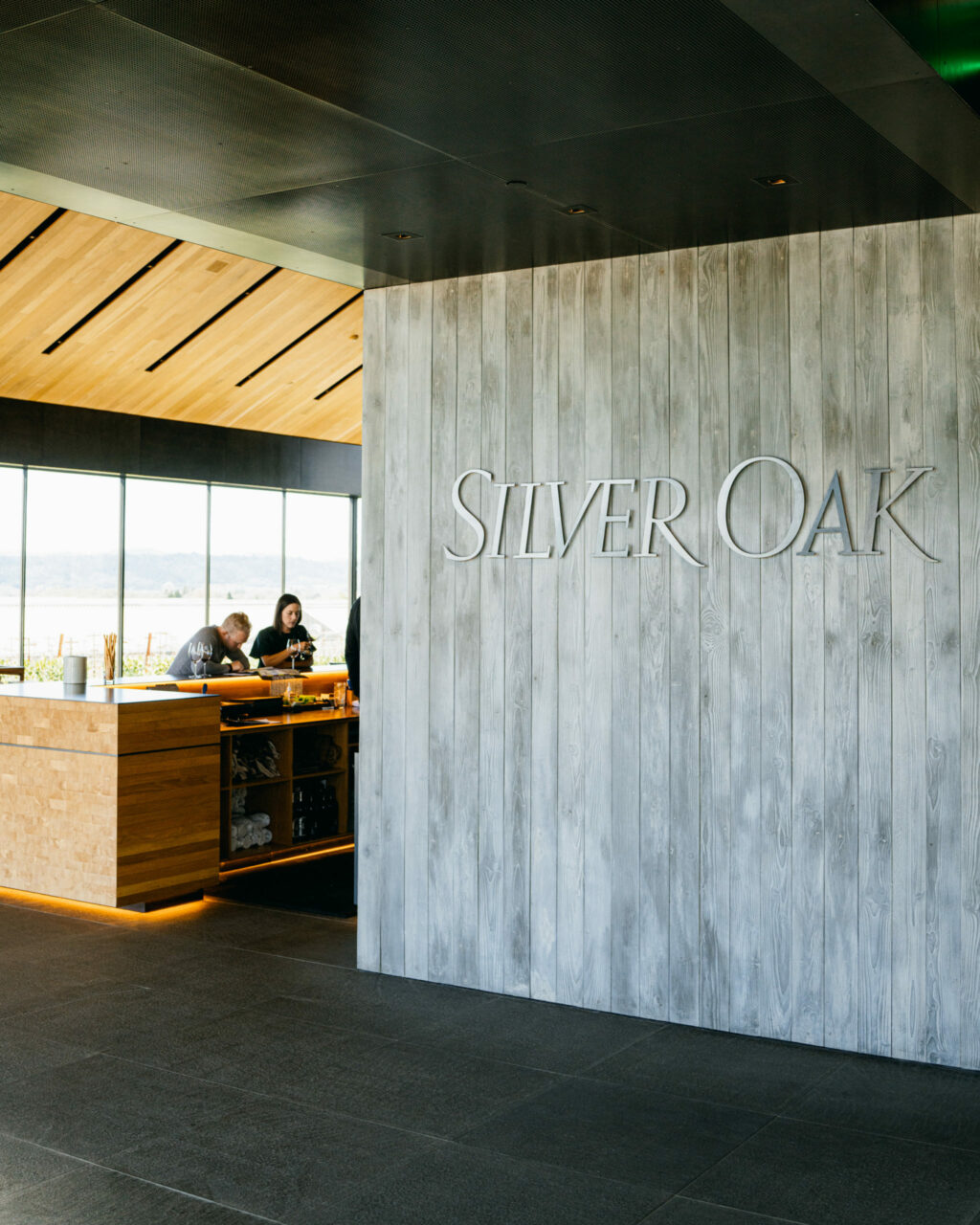 The Silver Oak tasting room in Healdsburg. (Sonoma County Tourism)