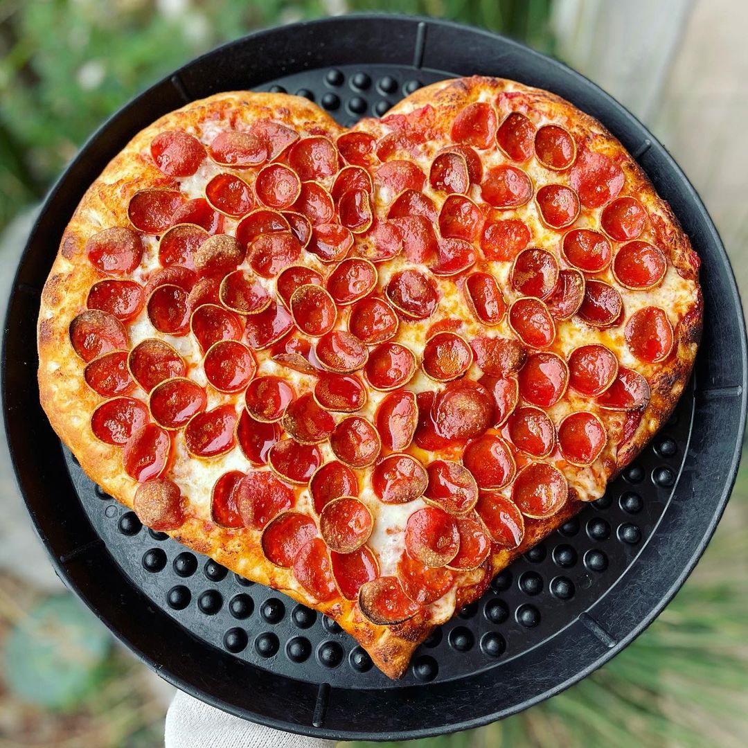 Heart-shaped pizza from Mountain Mike's Pizza. (Mountain Mike's Pizza)