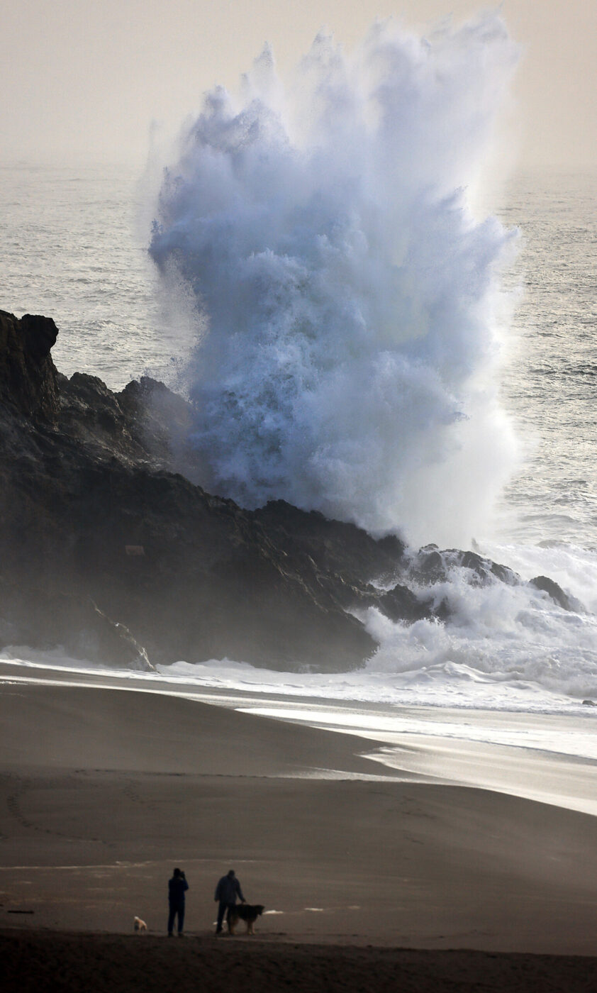 Waves crash into Duncan's Landing near Wright's Beach on the Sonoma Coast, Tuesday, Dec. 27, 2022. With flood advisories dropped, a high surf advisory remains in effect throughout Wednesday. (Kent Porter / The Press Democrat) 2022