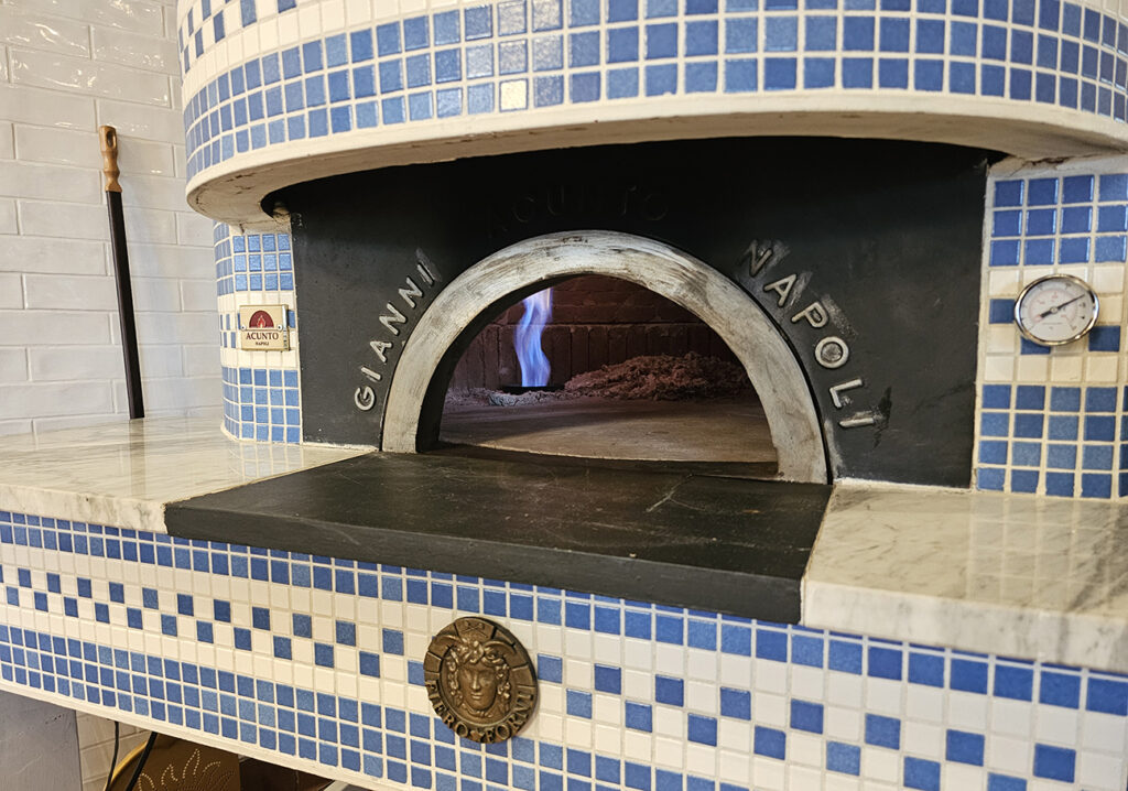 L'Oro di Napoli in Petaluma