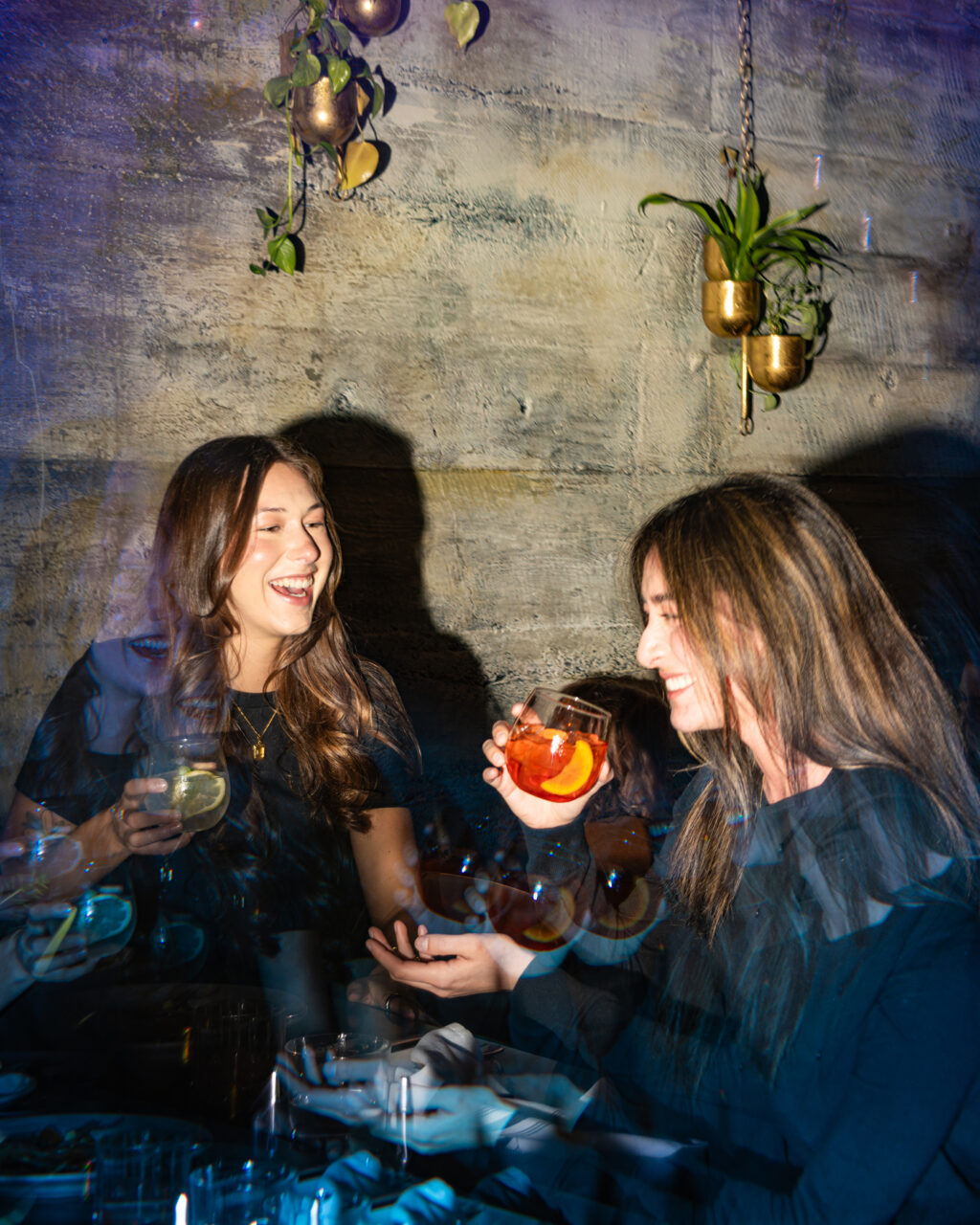 Lo &amp; Behold Bar in Healdsburg has a happy hour daily