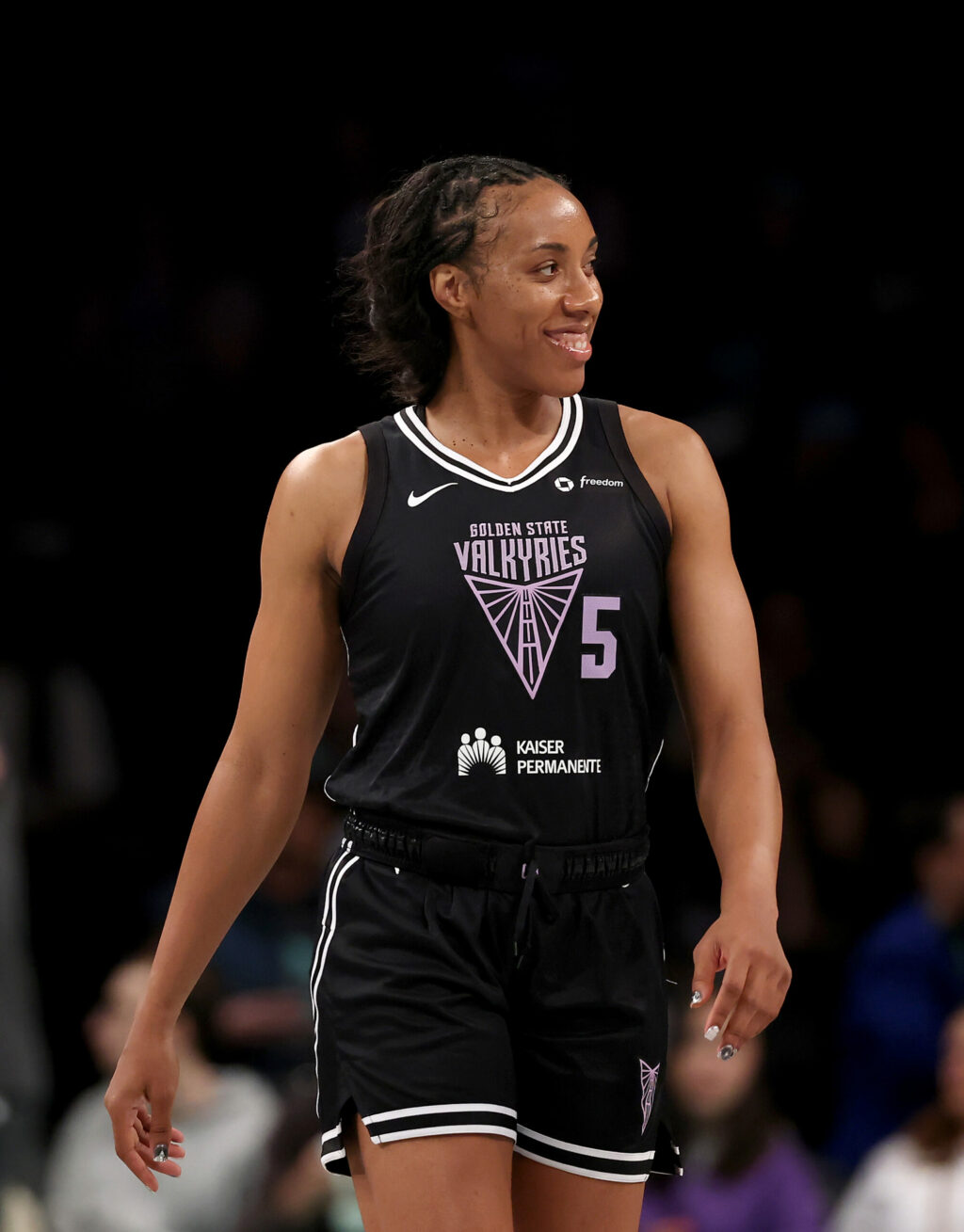 NEW YORK, NEW YORK - MAY 27: Kayla Thornton #5 of the Golden State Valkyries reacts in the first half against the New York Liberty at Barclays Center on May 27, 2025 in the Brooklyn borough of New York City. NOTE TO USER: User expressly acknowledges and agrees that, by downloading and or using this photograph, User is consenting to the terms and conditions of the Getty Images License Agreement. (Photo by Elsa/Getty Images)
