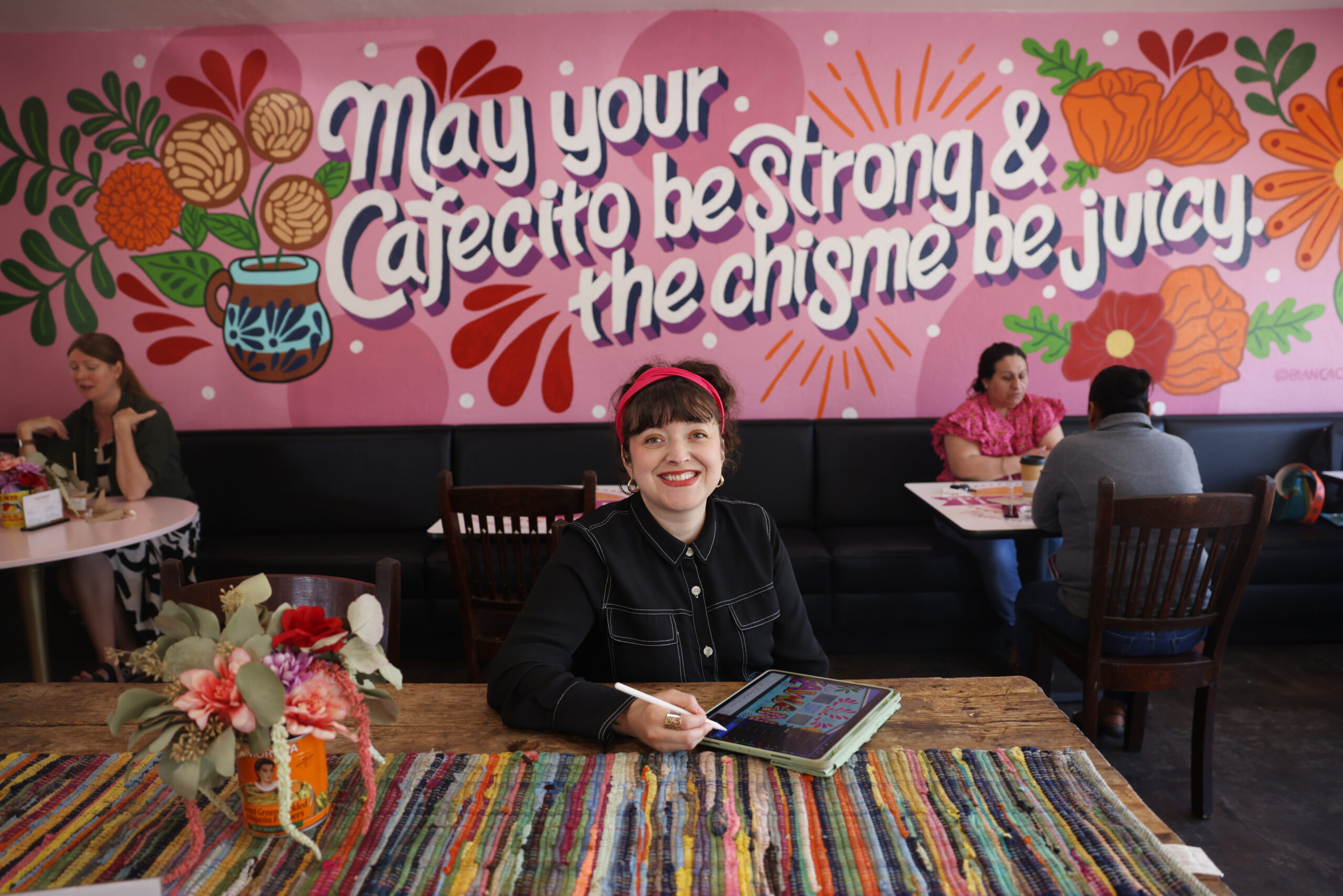 Tía María bakery mural