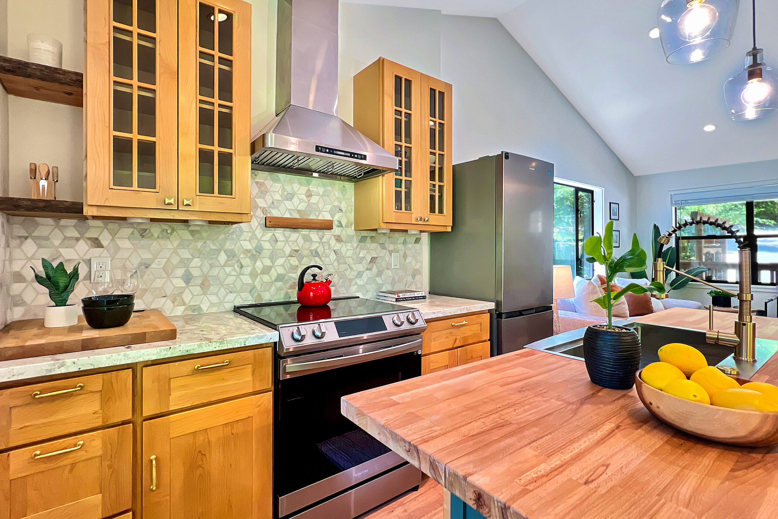 Kitchen in Cazadero cottage