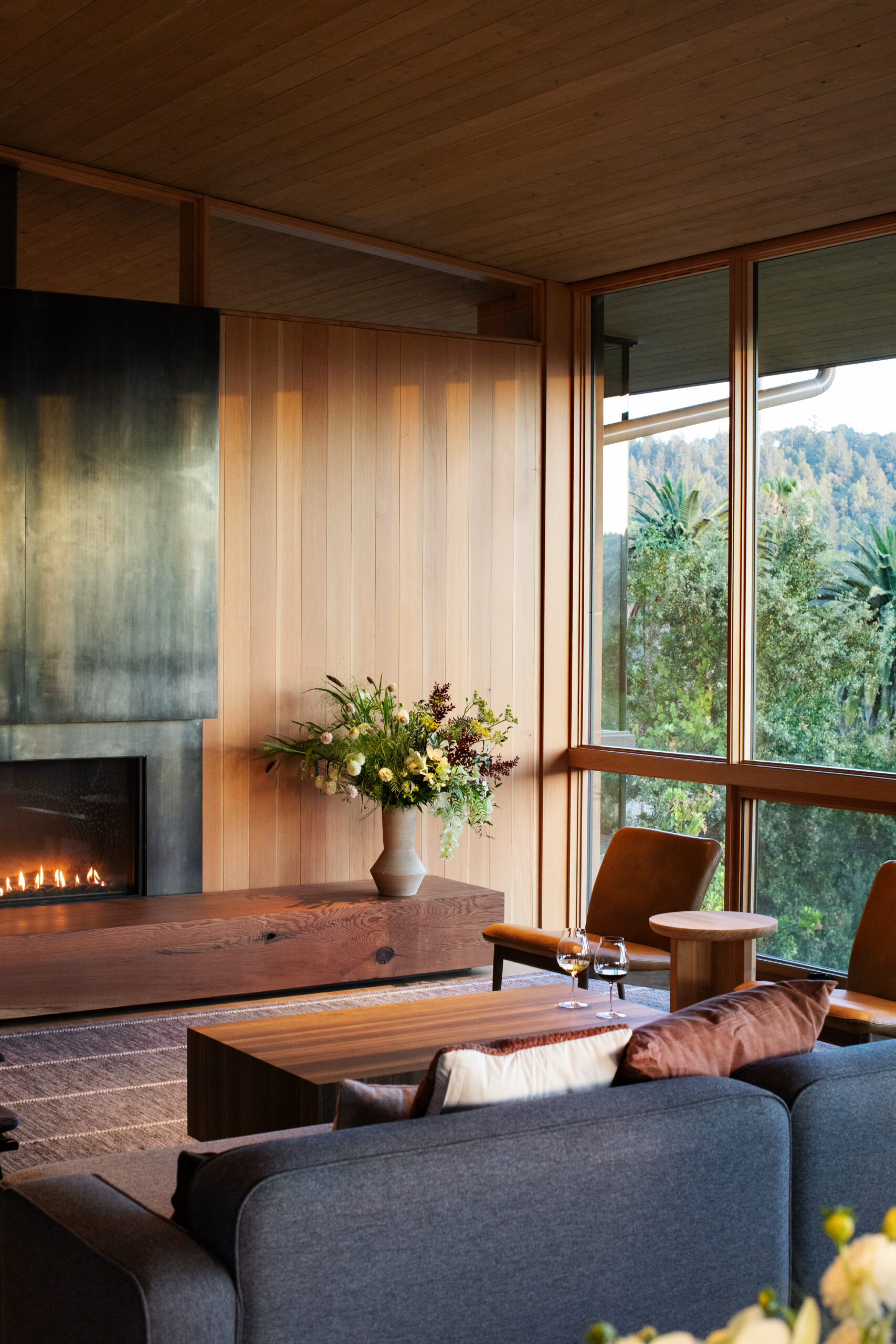 The cozy tasting room at Auteur Wines in Healdsburg