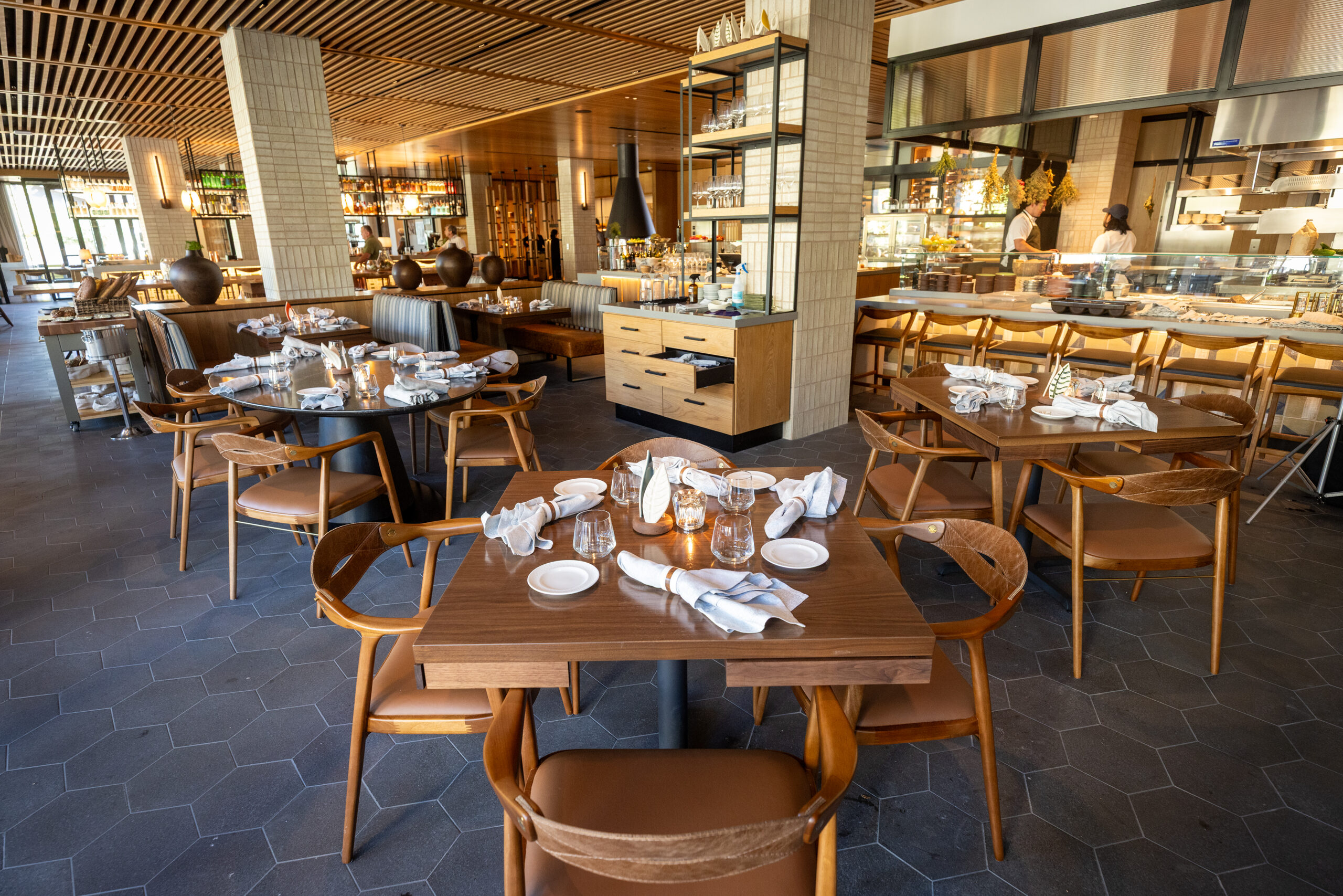 Folia Bar & Kitchen