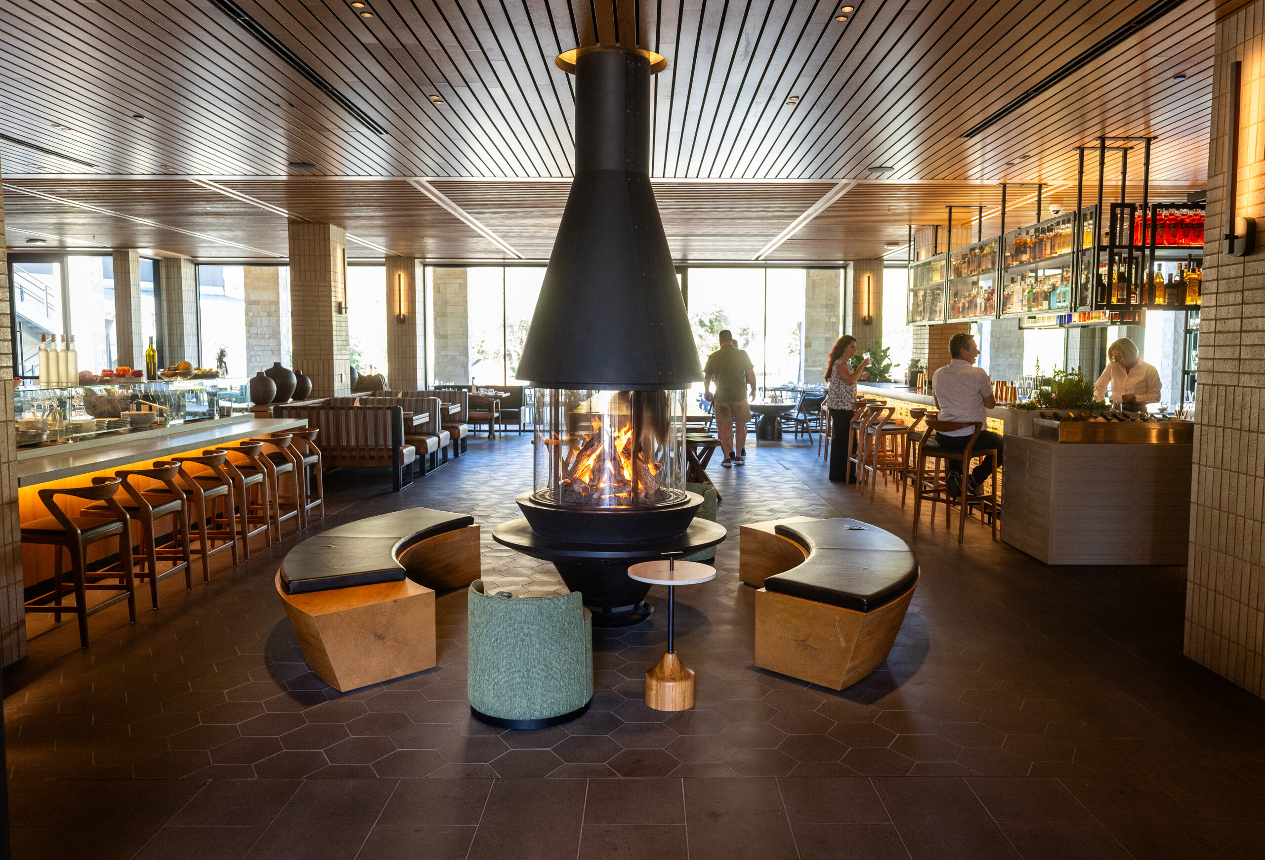 Folia Bar & Kitchen
