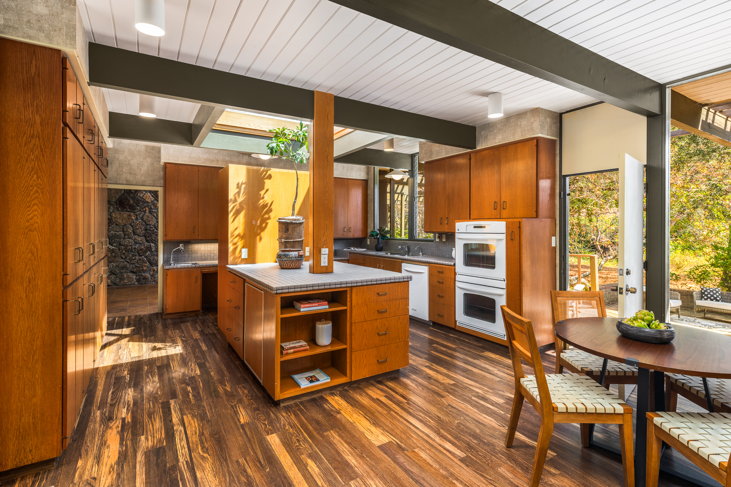 Kitchen in Santa Rosa architect home