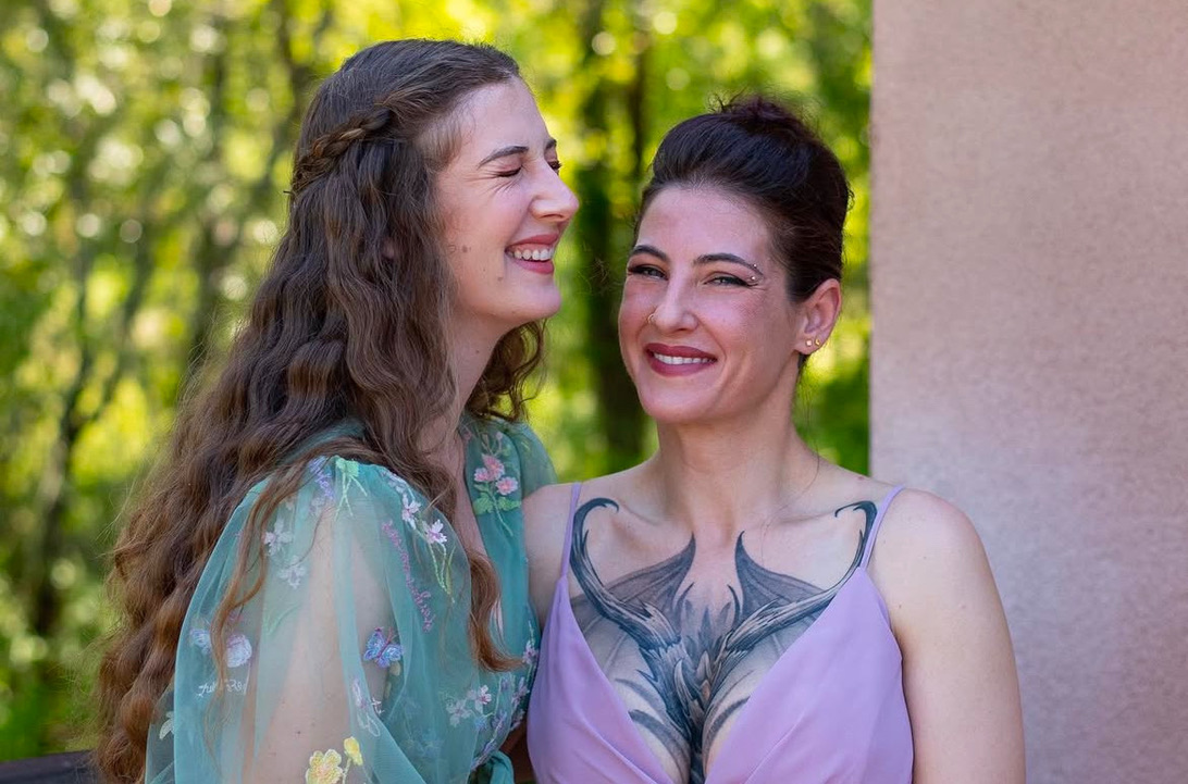 Rina Pringle, left, with her older sister Kat Pringle, right. (Courtesy of Rina Pringle)