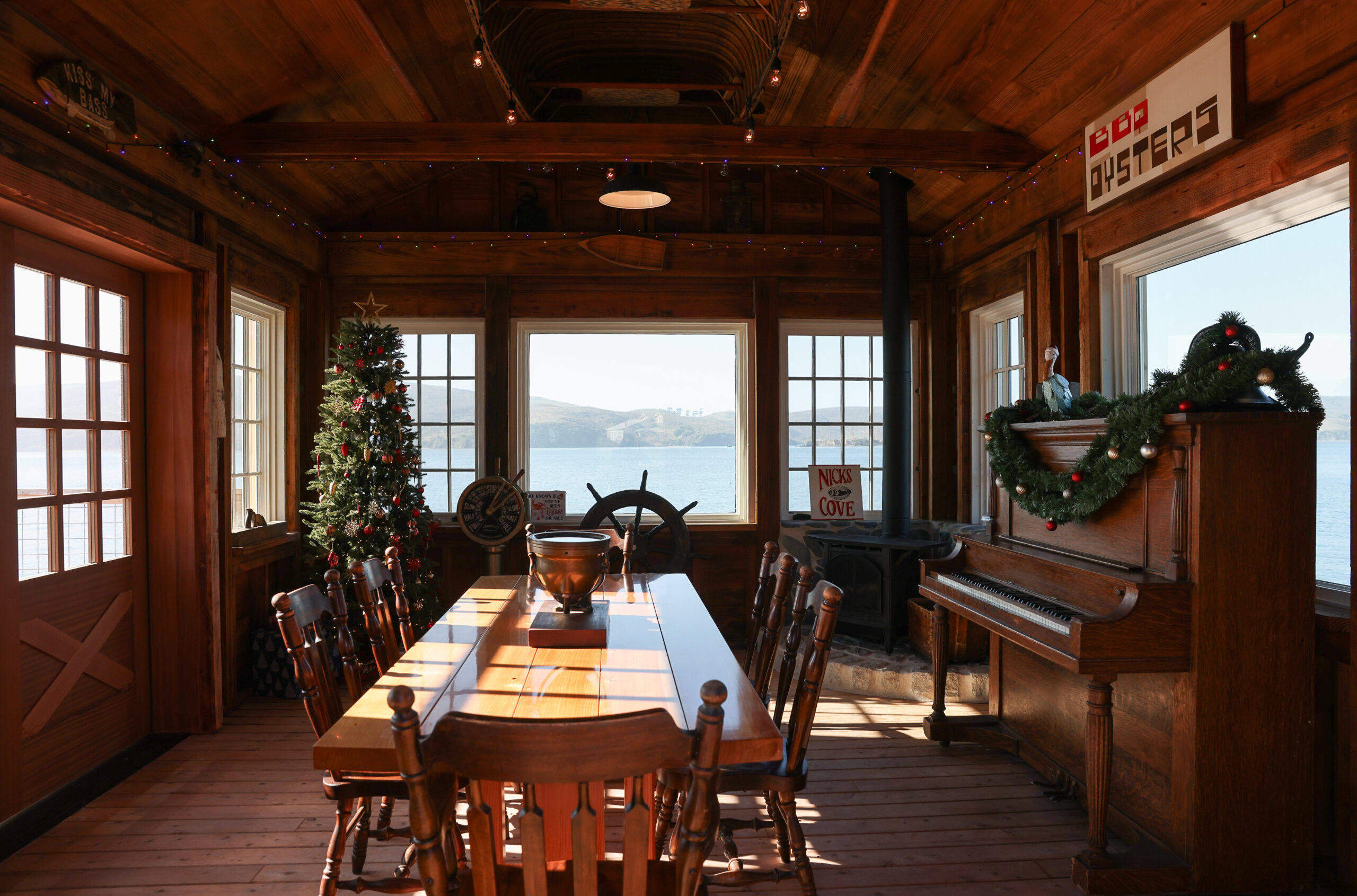 Boat Shack at Nick’s Cove decorated for Christmas 