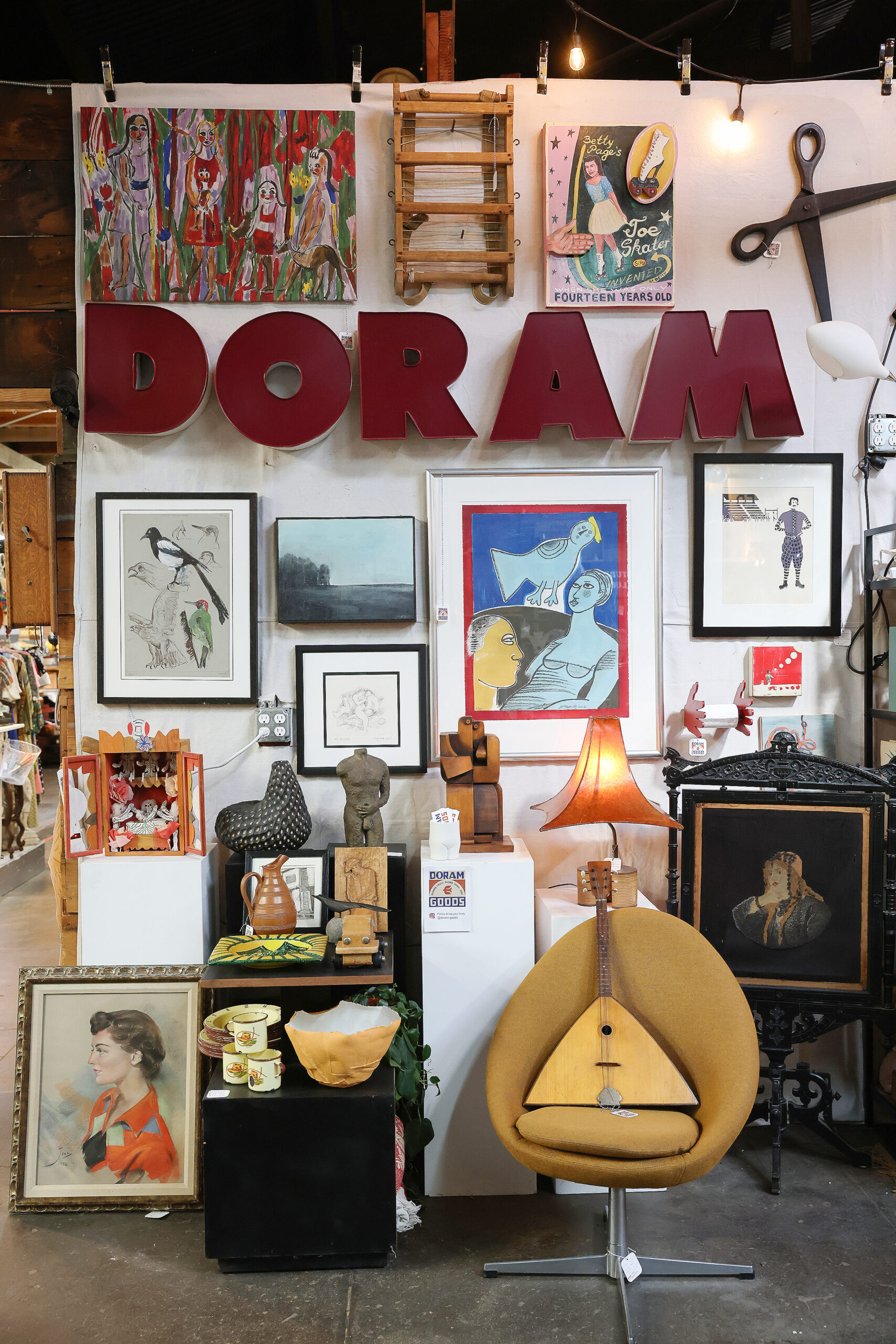 Doram Goods features vintage items curated by Amber Isaacs, in the Modern Antiquarian collective in Healdsburg