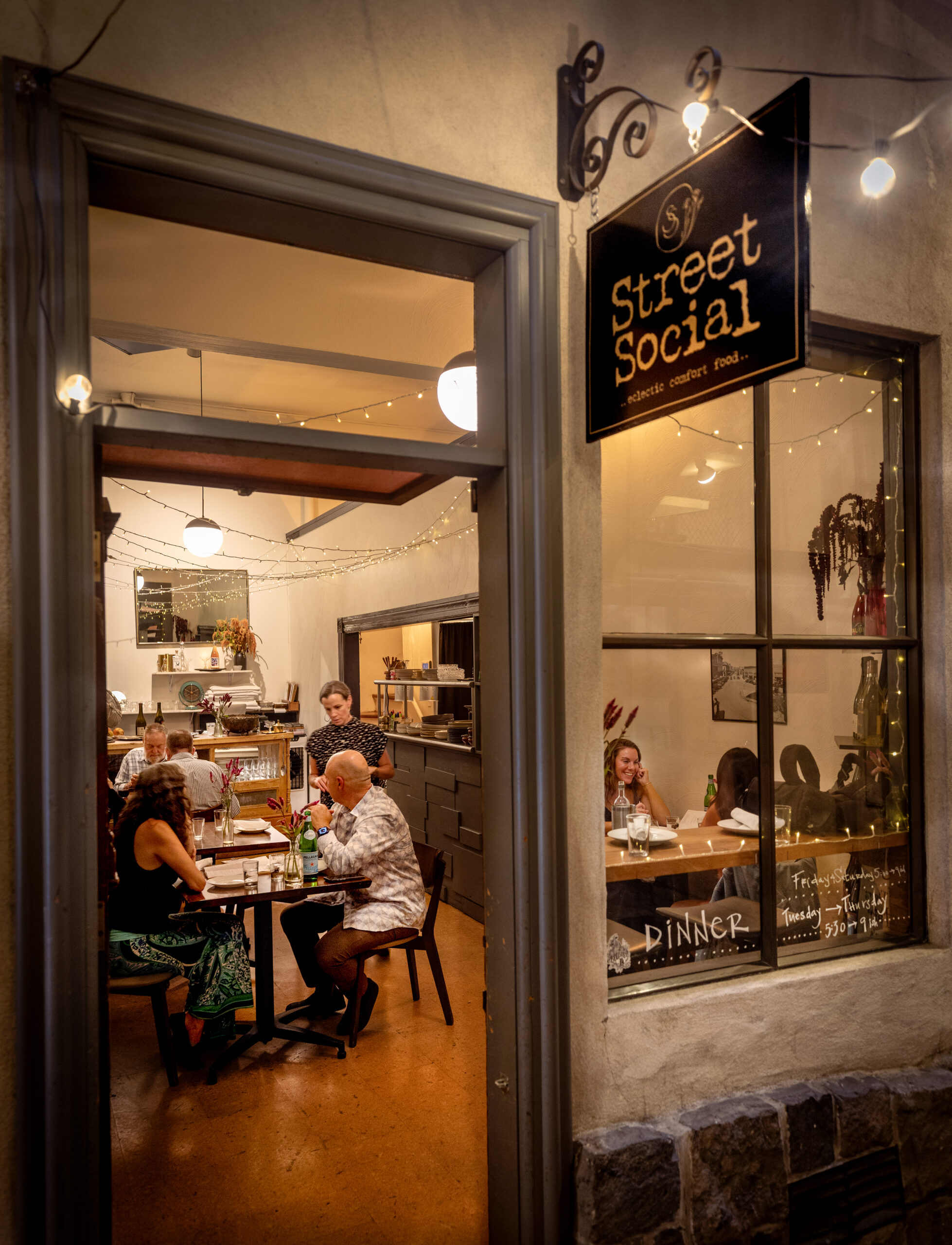 Inside cozy Street Social in Petaluma