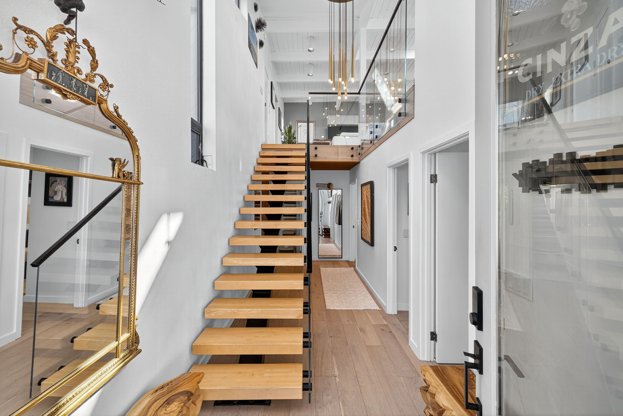 Stairway. (Brian Roberts / Loud and Clear Commercial Media)