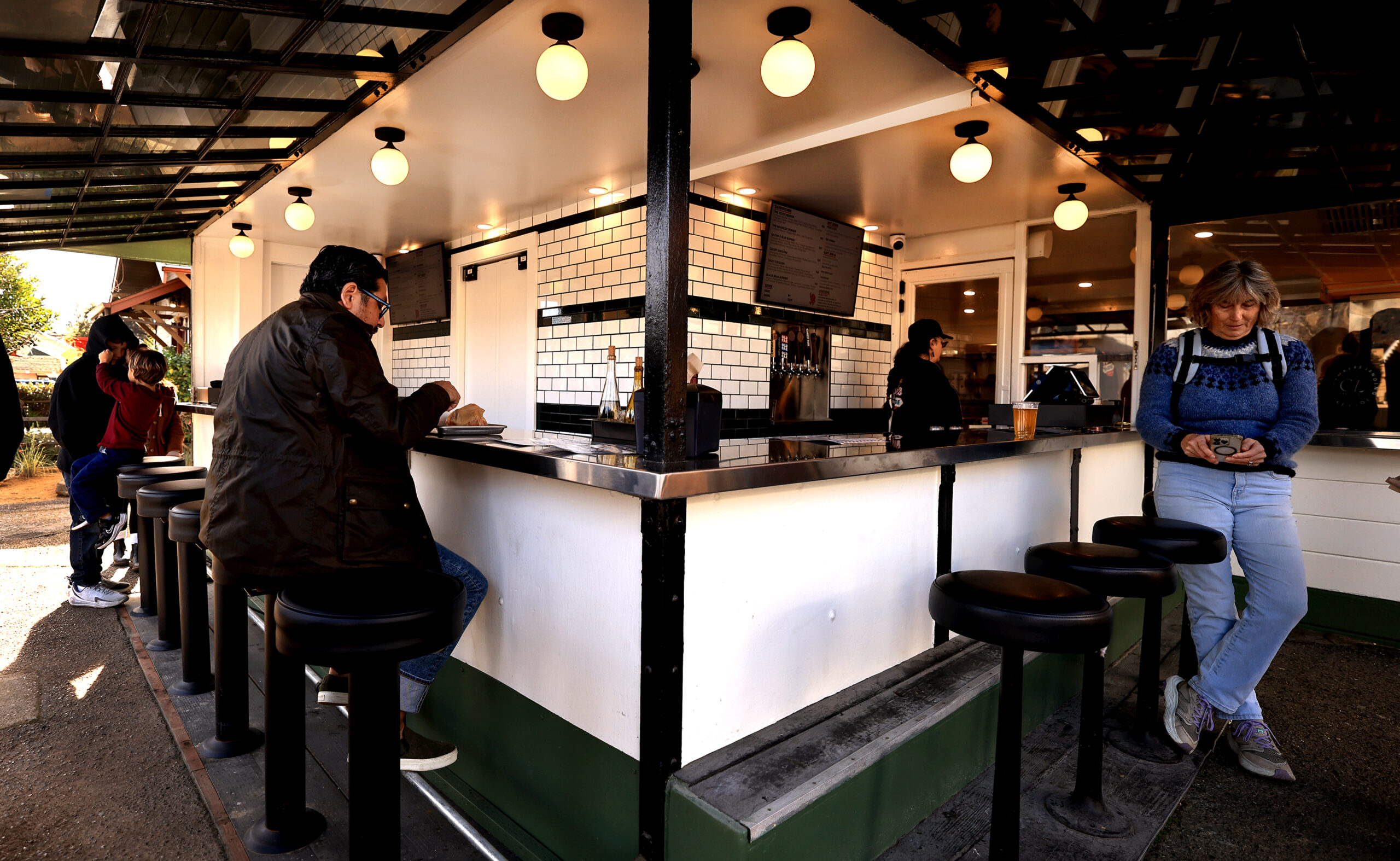 Pick’s Roadside in Cloverdale