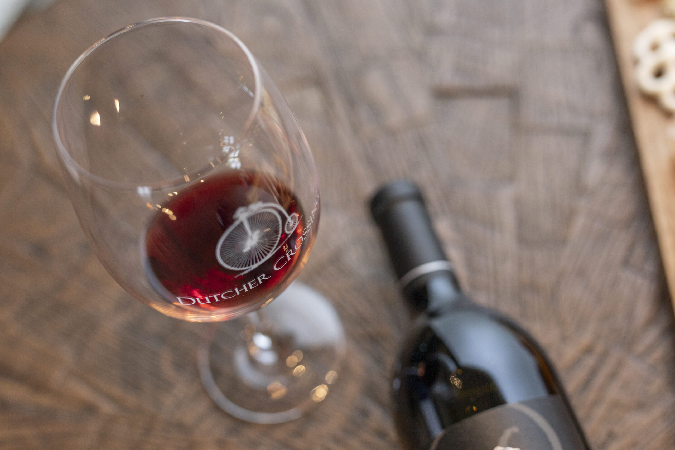 Because Mathy is an avid cyclist, bicycles feature prominently in the artwork. A replica of the penny-farthing bicycle her father gave her — also pictured on Dutcher Crossing’s labels — sits alongside the tasting bar. (Dutcher Crossing Winery)