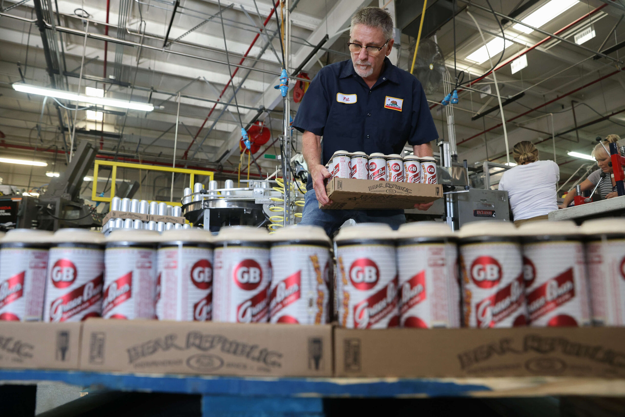 Pat Reece loads a pallet with Bear Republic Grace Bros. Bavarian type beer in Cloverdale on Thursday, September 15, 2022. (Christopher Chung/The Press Democrat)
