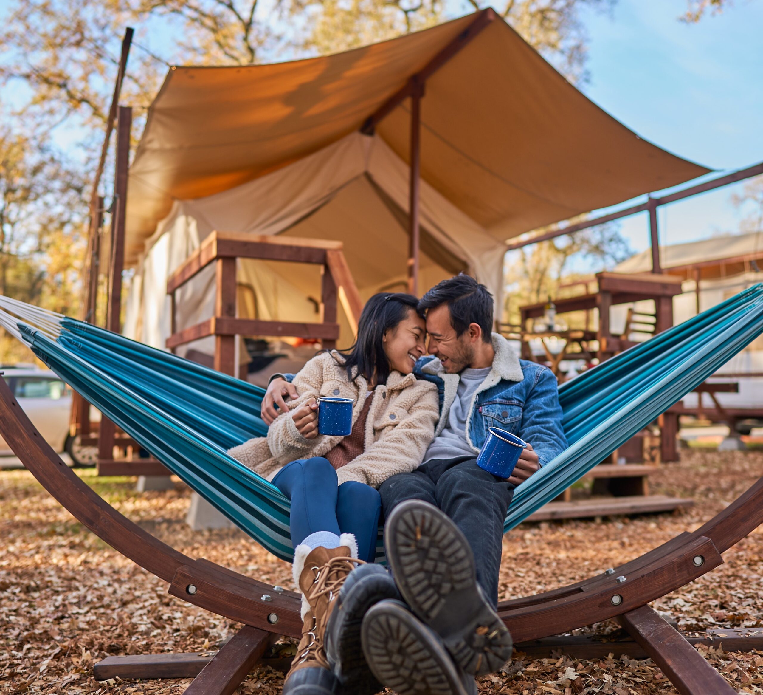 A couple relax in a hammock at Wildhaven Sonoma near Healdsburg. (Sonoma County Tourism)