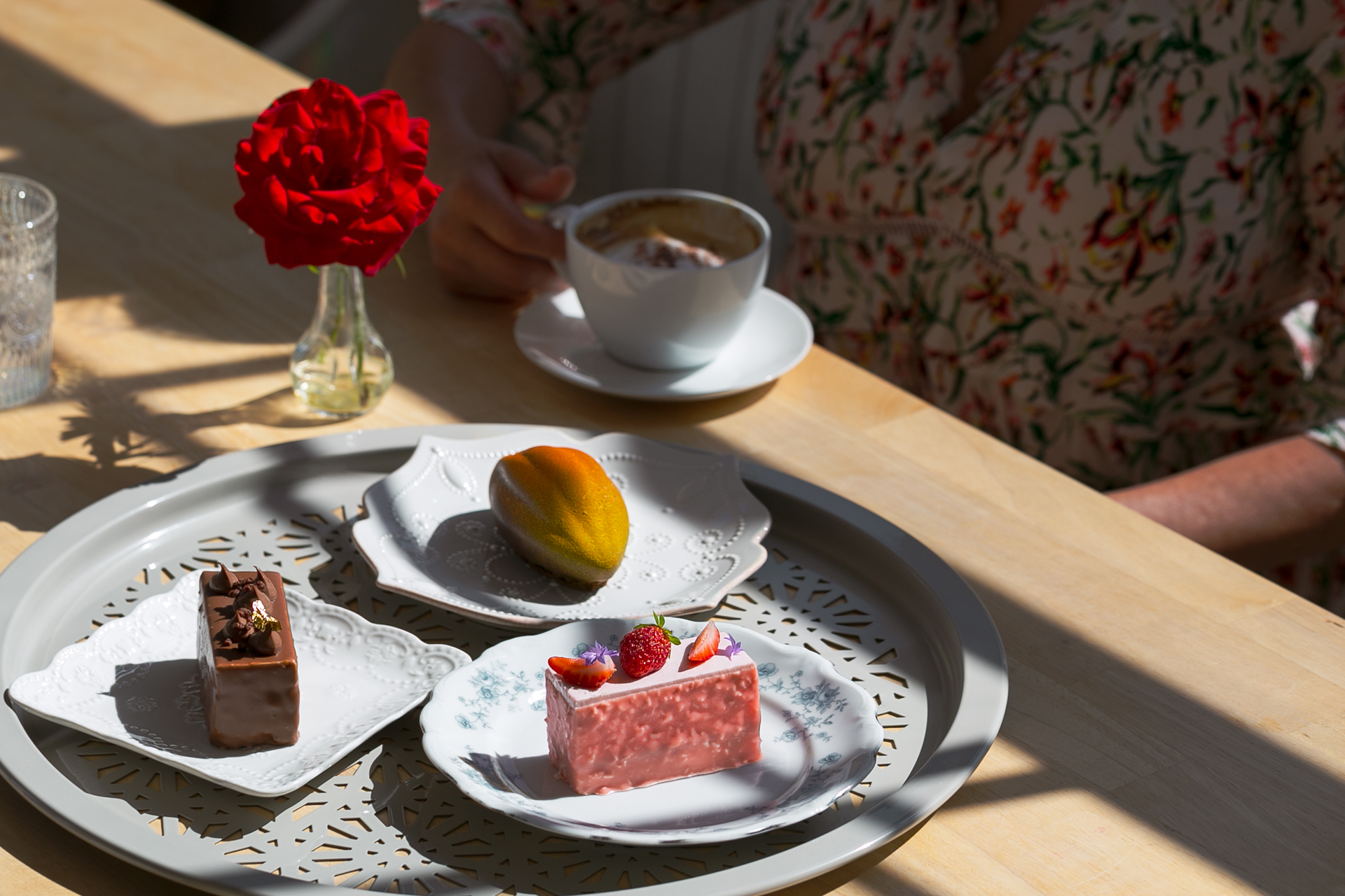 Desserts from artisan chocolatier Fleur Sauvage in Windsor. (Sonoma County Tourism)
