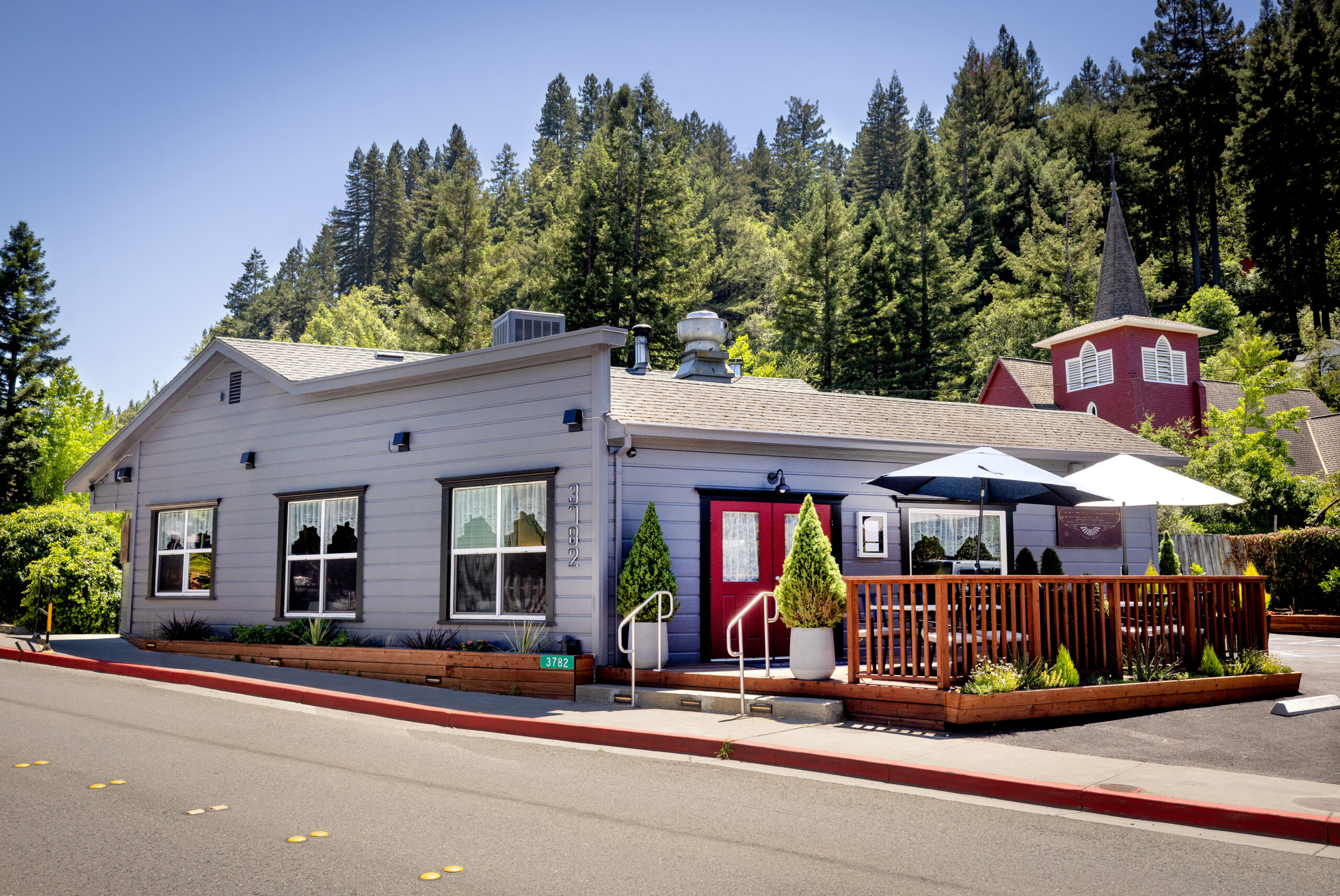 Bohemian Bistro in Occidental