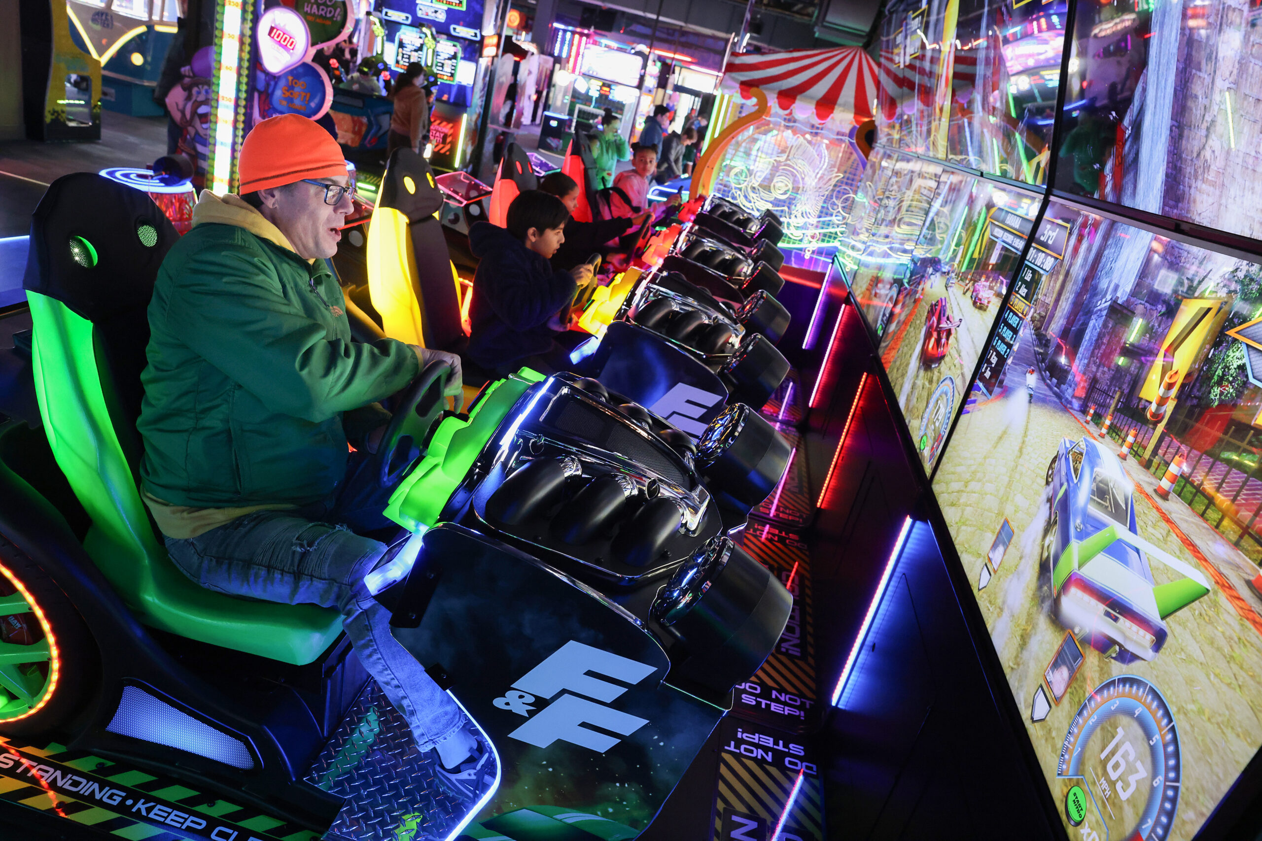 Father’s Day Competition at Dave & Buster’s