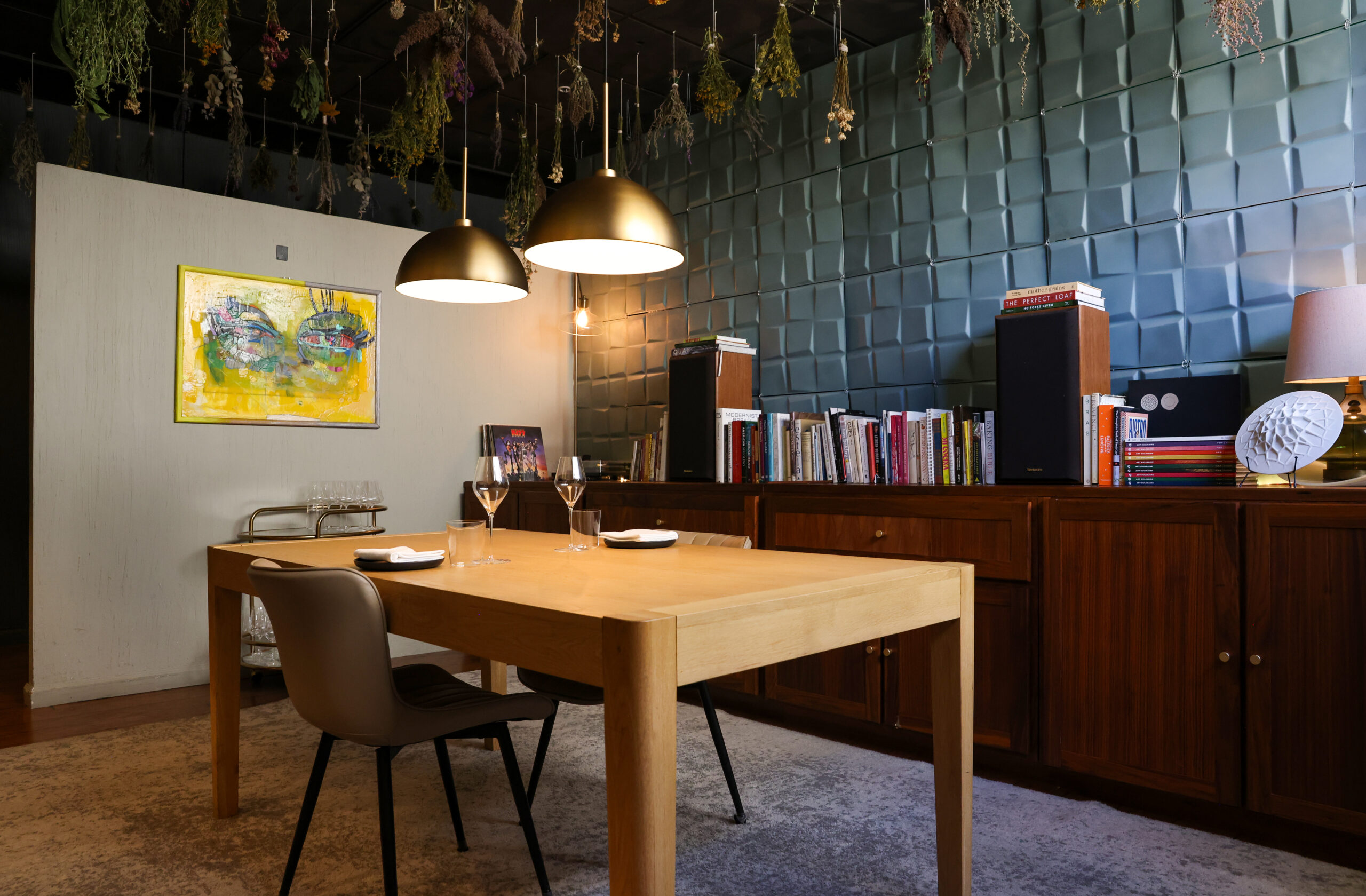 Troubadour dining room