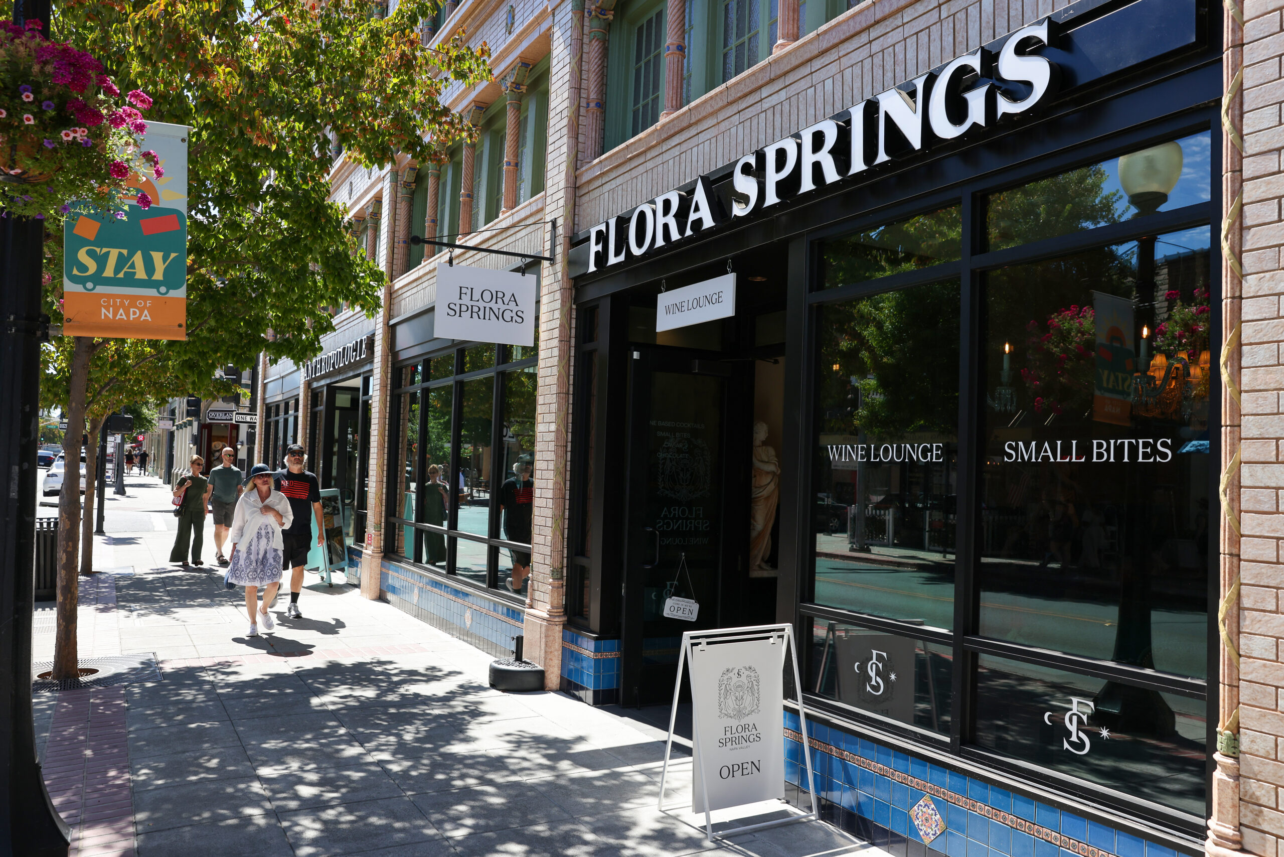 Flora Springs Wine Lounge in Napa
